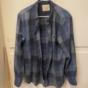 Weatherproof Men's Blue Checkered Shirt Jacket fits like a size L